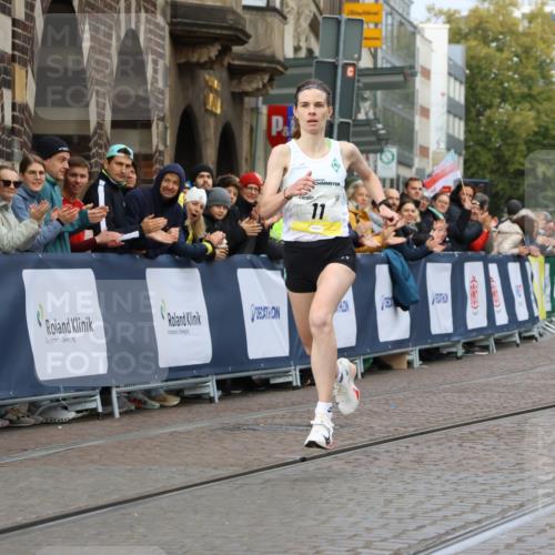 05.10.2025 - 20. swb-Marathon Bremen Strokosch-Dieckow http://msf.ph/oto/9219440 05.10.2025 10:30:15 Ziel 11 meine-sportfotos.de
