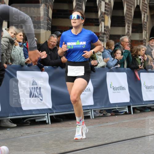 05.10.2025 - 20. swb-Marathon Bremen Strokosch-Dieckow http://msf.ph/oto/9221619 05.10.2025 10:39:25 Ziel 7111, 11067, 11343 meine-sportfotos.de