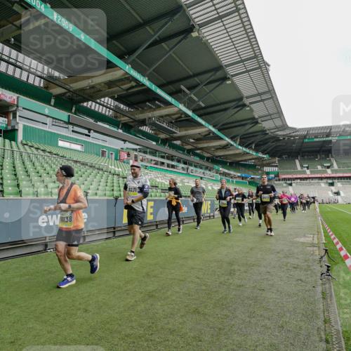 05.10.2025 - 20. swb-Marathon Bremen Michael Burmester http://msf.ph/oto/9224631 05.10.2025 10:35:51 Laufen im Stadion 7163, 7177, 7178, 9005, 9173, 9174, 9231, 9278, 9327, 9330, 9350, 9370, 9378, 9389, 9433, 9450, 9451, 9454, 9462, 9495, 9508, 9516, 9518, 9542, 9550, 9576, 9582, 9601, 9609, 9612, 9625, 9634, 9666, 9686, 9737, 9790, 9880, 9886, 9904, 9914, 9937, 9954, 9962, 9968, 9977, 10006, 10039, 10049, 10055, 10059, 10063, 10079, 10084, 10105, 10127, 10138, 10139, 10143, 10145, 10179, 10182, 10225, 10228, 10250, 10293, 10311, 10336, 10353, 10359, 10367, 10368, 10377, 10391, 10395 meine-sportfotos.de