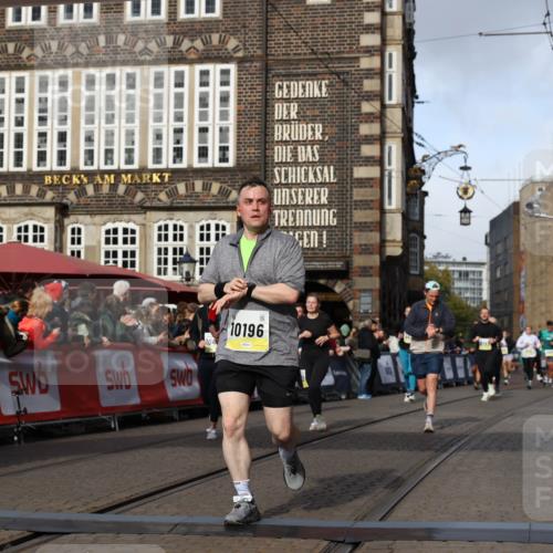 05.10.2025 - 20. swb-Marathon Bremen Yannick Fuchs http://msf.ph/oto/9224938 05.10.2025 10:56:26 Ziel 9258, 9855, 10028, 10191, 10196, 10424, 10590, 10992, 11364, 11554, 11630, 11662, 11741 meine-sportfotos.de