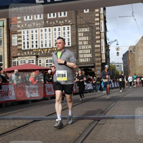 05.10.2025 - 20. swb-Marathon Bremen Yannick Fuchs http://msf.ph/oto/9224956 05.10.2025 10:56:27 Ziel 9258, 9855, 10028, 10191, 10196, 10424, 10590, 10992, 11364, 11554, 11662, 11741 meine-sportfotos.de