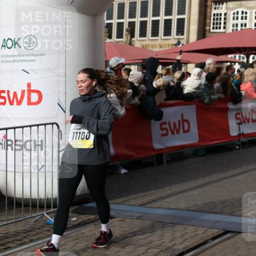 05.10.2025 - 20. swb-Marathon Bremen Yannick Fuchs http://msf.ph/oto/9225223 05.10.2025 10:56:40 Ziel 9547, 9790, 9886, 9932, 10005, 10008, 10042, 10179, 10387, 10546, 10648, 10971, 11100, 11253, 11260, 11571, 11691 meine-sportfotos.de