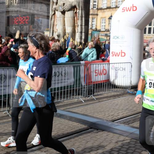 05.10.2025 - 20. swb-Marathon Bremen Yannick Fuchs http://msf.ph/oto/9225433 05.10.2025 11:00:11 Ziel 9005, 9381, 9603, 9604, 9611, 9666, 10138, 10290, 10291, 10311, 10489, 10572, 11026, 11266, 11444, 11639, 11644 meine-sportfotos.de