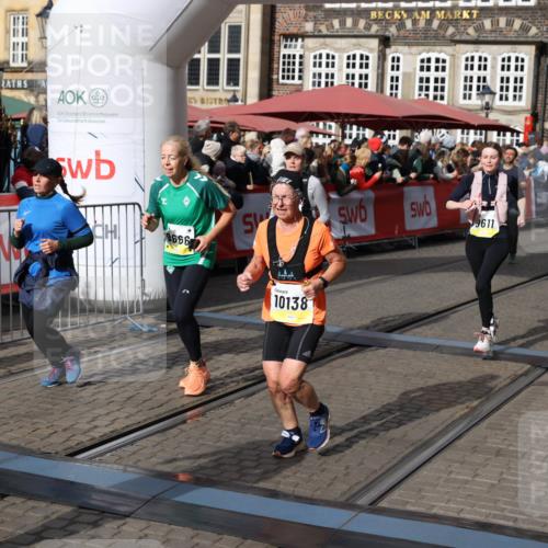 05.10.2025 - 20. swb-Marathon Bremen Yannick Fuchs http://msf.ph/oto/9225480 05.10.2025 11:00:13 Ziel 7621, 9005, 9381, 9603, 9604, 9611, 9666, 10138, 10290, 10291, 10311, 10489, 10572, 11026, 11125, 11266, 11600, 11639 meine-sportfotos.de