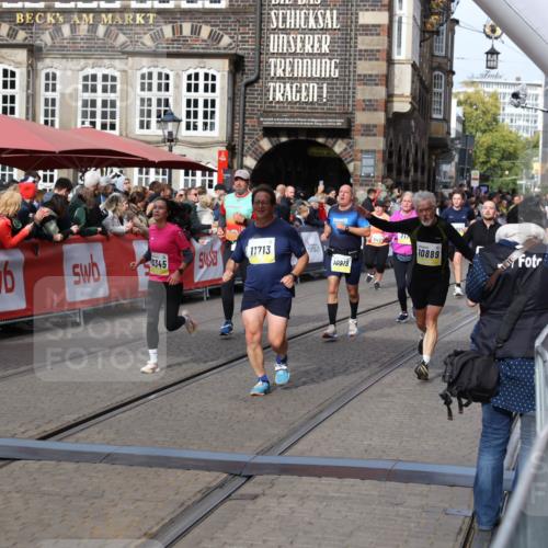 05.10.2025 - 20. swb-Marathon Bremen Yannick Fuchs http://msf.ph/oto/9225672 05.10.2025 11:00:18 Ziel 7177, 7621, 9603, 9611, 9666, 9672, 10138, 10345, 10489, 10572, 10889, 10919, 11026, 11050, 11125, 11600, 11713 meine-sportfotos.de