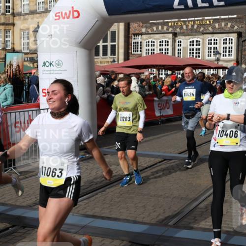 05.10.2025 - 20. swb-Marathon Bremen Yannick Fuchs http://msf.ph/oto/9225972 05.10.2025 11:00:28 Ziel 9495, 10406, 10492, 10985, 11063, 11263, 11424, 11699 meine-sportfotos.de