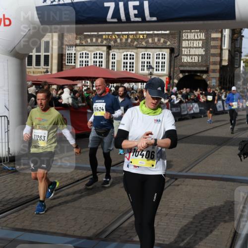 05.10.2025 - 20. swb-Marathon Bremen Yannick Fuchs http://msf.ph/oto/9225979 05.10.2025 11:00:28 Ziel 9495, 10406, 10492, 10985, 11063, 11263, 11424, 11699 meine-sportfotos.de