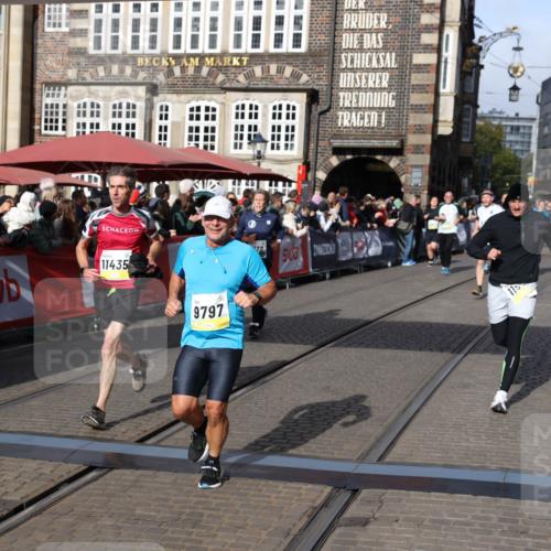 05.10.2025 - 20. swb-Marathon Bremen Yannick Fuchs http://msf.ph/oto/9226038 05.10.2025 10:57:11 Ziel 5172, 9451, 9797, 9937, 10069, 10867, 11168, 11435, 11566 meine-sportfotos.de