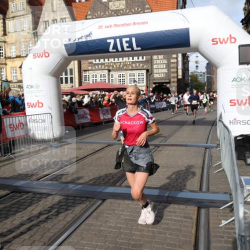 05.10.2025 - 20. swb-Marathon Bremen Yannick Fuchs http://msf.ph/oto/9226129 05.10.2025 10:57:21 Ziel 9231, 9314, 9489, 9577, 9947, 10293, 10545, 10657, 10917, 11015, 11138, 11202, 11434, 11596, 11686 meine-sportfotos.de