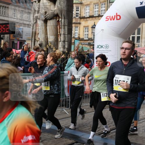 05.10.2025 - 20. swb-Marathon Bremen Yannick Fuchs http://msf.ph/oto/9226327 05.10.2025 11:00:41 Ziel 7178, 9173, 9177, 9271, 9531, 10063, 10071, 10079, 10930, 11003, 11071, 11162, 11255, 11511, 11534, 11595, 11610, 11619 meine-sportfotos.de