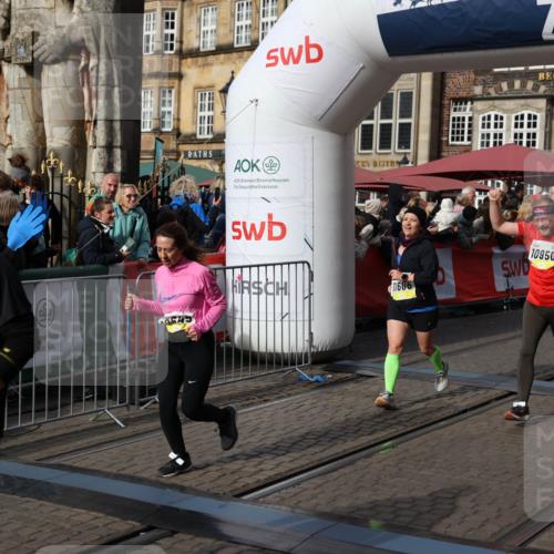 05.10.2025 - 20. swb-Marathon Bremen Yannick Fuchs http://msf.ph/oto/9226402 05.10.2025 10:57:33 Ziel 7101, 9000, 9215, 9260, 9550, 9844, 10281, 10367, 10645, 10950, 11606 meine-sportfotos.de