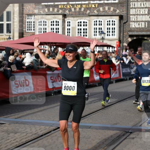 05.10.2025 - 20. swb-Marathon Bremen Yannick Fuchs http://msf.ph/oto/9226495 05.10.2025 10:57:38 Ziel 9000, 9215, 9625, 9904, 9914, 9962, 10139, 10645, 10739, 10950, 11360, 11606 meine-sportfotos.de