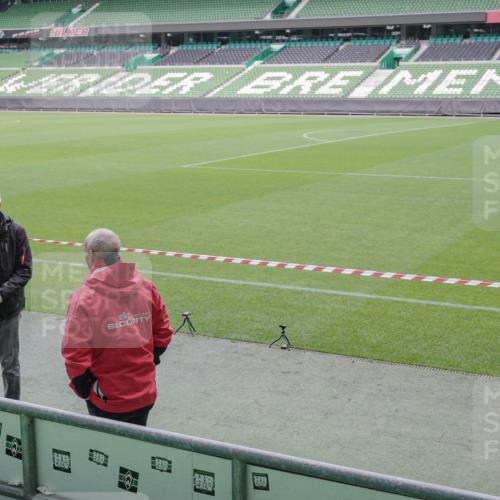 05.10.2025 - 20. swb-Marathon Bremen Michael Burmester http://msf.ph/oto/9226659 05.10.2025 10:16:40 Laufen im Stadion 33, 2 meine-sportfotos.de