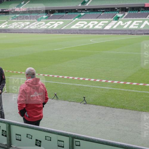 05.10.2025 - 20. swb-Marathon Bremen Michael Burmester http://msf.ph/oto/9226667 05.10.2025 10:16:40 Laufen im Stadion 33, 2 meine-sportfotos.de