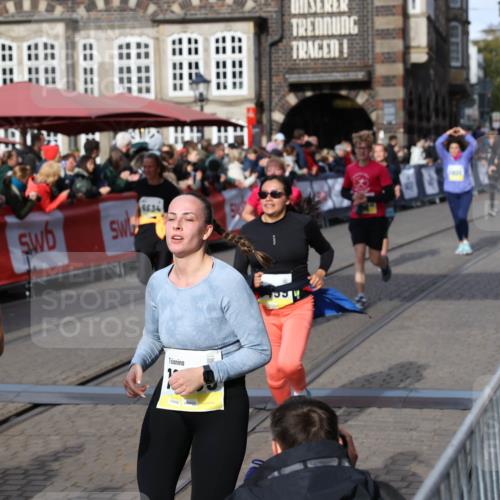 05.10.2025 - 20. swb-Marathon Bremen Yannick Fuchs http://msf.ph/oto/9227454 05.10.2025 10:58:14 Ziel 9576, 9582, 9634, 9872, 10127, 10377, 10395, 10398, 10459, 10620, 10793, 11058, 11601, 11608 meine-sportfotos.de