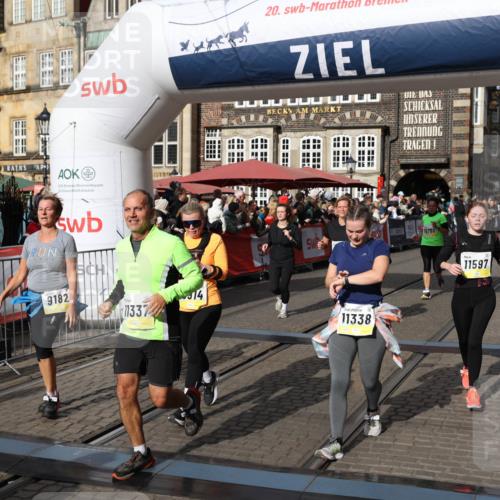 05.10.2025 - 20. swb-Marathon Bremen Yannick Fuchs http://msf.ph/oto/9227537 05.10.2025 11:01:21 Ziel 9182, 9443, 9613, 9880, 10544, 10762, 10914, 11337, 11338, 11524, 11597, 11680 meine-sportfotos.de