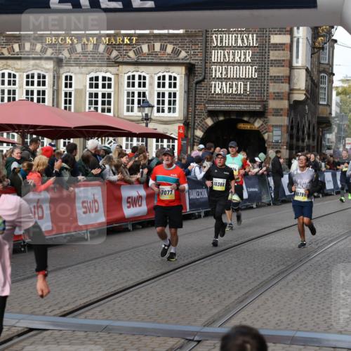 05.10.2025 - 20. swb-Marathon Bremen Yannick Fuchs http://msf.ph/oto/9227793 05.10.2025 10:58:22 Ziel 7077, 9330, 9634, 9952, 10368, 10377, 10398, 10620, 10786, 11049, 11562, 11608 meine-sportfotos.de
