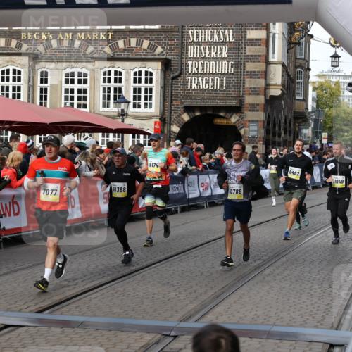 05.10.2025 - 20. swb-Marathon Bremen Yannick Fuchs http://msf.ph/oto/9227852 05.10.2025 10:58:24 Ziel 7077, 9174, 9330, 9462, 9952, 10368, 10398, 10786, 11049, 11562, 11608, 11724 meine-sportfotos.de