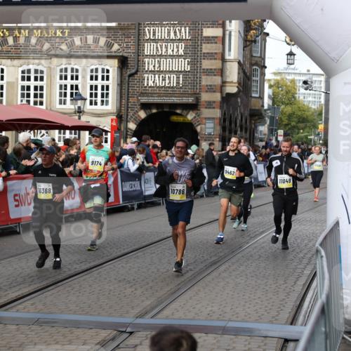05.10.2025 - 20. swb-Marathon Bremen Yannick Fuchs http://msf.ph/oto/9227861 05.10.2025 10:58:24 Ziel 7077, 9174, 9330, 9462, 9952, 10368, 10398, 10786, 11049, 11562, 11608, 11724 meine-sportfotos.de