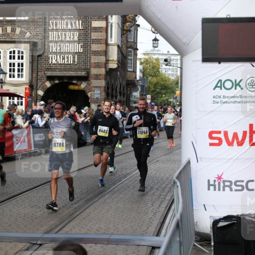 05.10.2025 - 20. swb-Marathon Bremen Yannick Fuchs http://msf.ph/oto/9227882 05.10.2025 10:58:24 Ziel 7077, 9174, 9330, 9462, 9952, 10368, 10398, 10786, 11049, 11562, 11608, 11724 meine-sportfotos.de