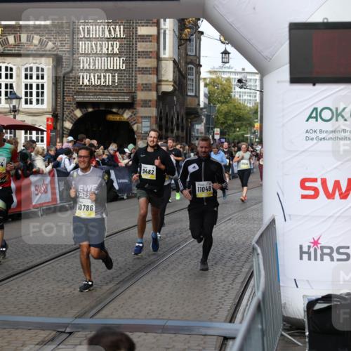 05.10.2025 - 20. swb-Marathon Bremen Yannick Fuchs http://msf.ph/oto/9227899 05.10.2025 10:58:24 Ziel 7077, 9174, 9330, 9462, 9952, 10368, 10398, 10786, 11049, 11562, 11608, 11724 meine-sportfotos.de