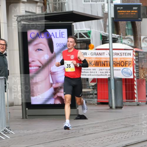 05.10.2025 - 20. swb-Marathon Bremen Strokosch-Dieckow http://msf.ph/oto/9227930 05.10.2025 10:26:52 Ziel 35, 35 meine-sportfotos.de