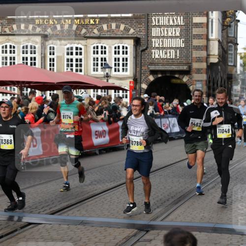 05.10.2025 - 20. swb-Marathon Bremen Yannick Fuchs http://msf.ph/oto/9227933 05.10.2025 10:58:25 Ziel 7077, 9174, 9330, 9462, 9952, 10368, 10786, 11049, 11184, 11495, 11562, 11724 meine-sportfotos.de