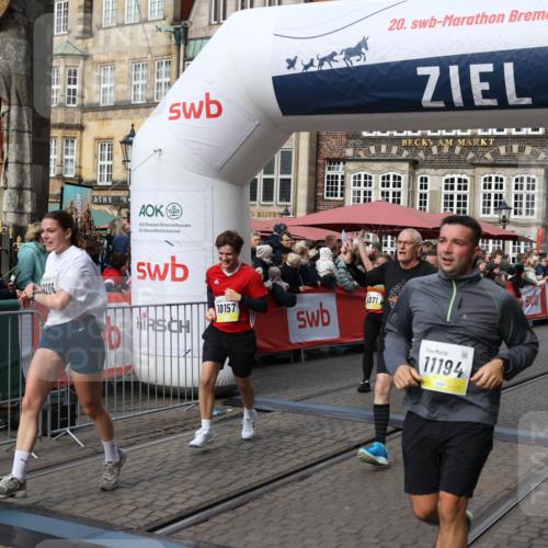 05.10.2025 - 20. swb-Marathon Bremen Yannick Fuchs http://msf.ph/oto/9227994 05.10.2025 11:01:38 Ziel 7908, 9286, 9322, 9371, 10157, 10336, 11194, 11493, 11633 meine-sportfotos.de
