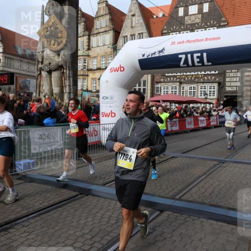 05.10.2025 - 20. swb-Marathon Bremen Yannick Fuchs http://msf.ph/oto/9228026 05.10.2025 11:01:38 Ziel 7908, 9286, 9322, 9371, 10157, 10336, 11194, 11493, 11633 meine-sportfotos.de