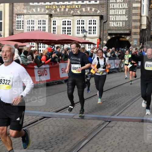05.10.2025 - 20. swb-Marathon Bremen Yannick Fuchs http://msf.ph/oto/9228222 05.10.2025 11:01:42 Ziel 7908, 9278, 9286, 9322, 9371, 9432, 10030, 10056, 10157, 10324, 10336, 10562, 11194, 11223, 11463, 11493, 11732, 11733 meine-sportfotos.de