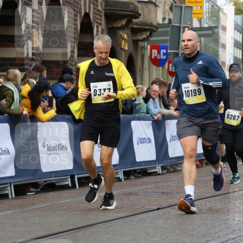 05.10.2025 - 20. swb-Marathon Bremen Strokosch-Dieckow http://msf.ph/oto/9228405 05.10.2025 10:50:32 Ziel 9267, 9299, 9337, 9578, 9986, 10199, 10251, 11062, 11344, 11466, 11660 meine-sportfotos.de