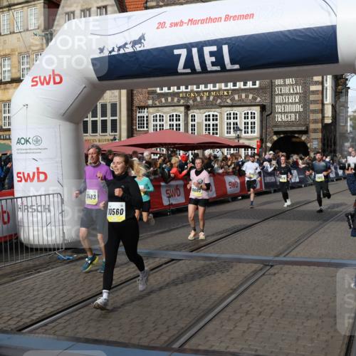 05.10.2025 - 20. swb-Marathon Bremen Yannick Fuchs http://msf.ph/oto/9228627 05.10.2025 10:59:00 Ziel 9349, 9518, 9542, 10080, 10263, 10560, 10561, 11290, 11483, 11612, 11651 meine-sportfotos.de