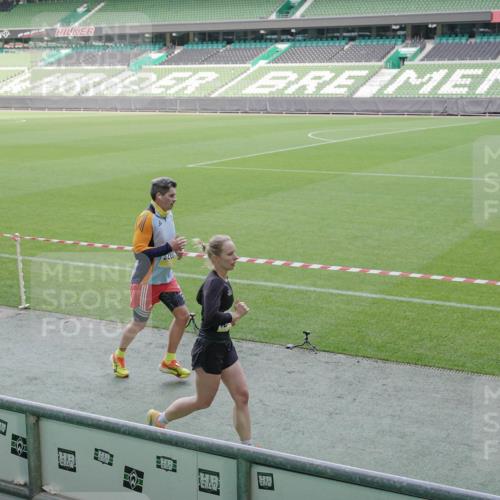 05.10.2025 - 20. swb-Marathon Bremen Michael Burmester http://msf.ph/oto/9228638 05.10.2025 10:26:39 Laufen im Stadion 8000, 9009, 9202, 9250, 9285, 9290, 9362, 9396, 9400, 9411, 9545, 9590, 9678, 9876, 9878, 9897, 9921, 9960, 9963, 10044, 10045, 10053, 10090, 10091, 10277, 10304, 10411, 10431, 10447, 10559, 10624, 10633, 10649, 10682, 10773, 10780, 10792, 10816, 10823, 10851, 11362, 11488, 11585, 11617, 11648, 11683, 11714, 11715, 9170, 9361, 9865, 9884, 9919, 10306, 10348, 10474, 10554, 10961, 11178, 11346, 11422, 11617, 11666 meine-sportfotos.de