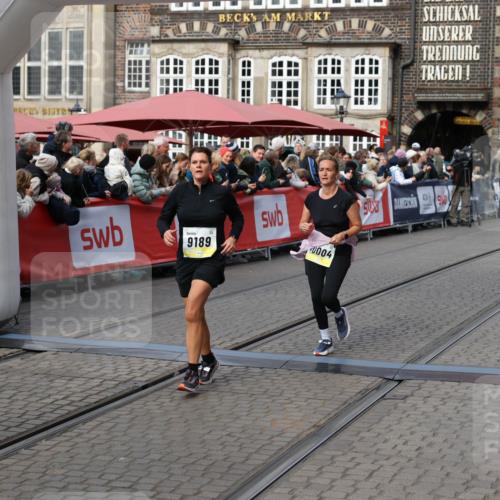05.10.2025 - 20. swb-Marathon Bremen Yannick Fuchs http://msf.ph/oto/9228705 05.10.2025 11:01:53 Ziel 9189, 9269, 9294, 9782, 10004, 10026, 10370, 10903, 10904 meine-sportfotos.de