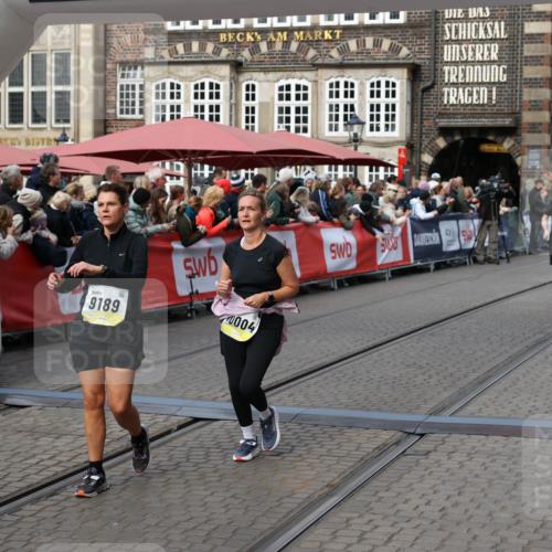 05.10.2025 - 20. swb-Marathon Bremen Yannick Fuchs http://msf.ph/oto/9228744 05.10.2025 11:01:54 Ziel 9189, 9237, 9269, 9294, 9782, 10004, 10370, 10903, 10904 meine-sportfotos.de