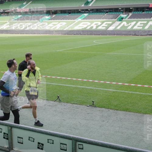 05.10.2025 - 20. swb-Marathon Bremen Michael Burmester http://msf.ph/oto/9228758 05.10.2025 10:26:52 Laufen im Stadion 28, 8000, 9009, 9202, 9250, 9270, 9285, 9290, 9351, 9362, 9396, 9400, 9411, 9545, 9590, 9678, 9876, 9878, 9885, 9897, 9921, 9960, 9961, 9963, 10045, 10053, 10090, 10091, 10092, 10277, 10304, 10351, 10411, 10431, 10447, 10568, 10633, 10634, 10649, 10682, 10773, 10792, 10823, 10851, 10898, 11362, 11585, 11645, 11648, 11683, 11714, 11715, 8000, 9170, 9963, 10044, 10559, 10624, 10780, 10816, 10851, 11178, 11422, 11488, 11617 meine-sportfotos.de