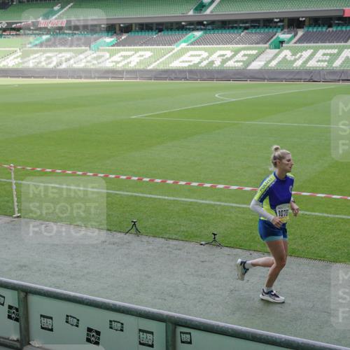 05.10.2025 - 20. swb-Marathon Bremen Michael Burmester http://msf.ph/oto/9228955 05.10.2025 10:27:10 Laufen im Stadion 28, 9009, 9202, 9270, 9285, 9290, 9339, 9351, 9362, 9396, 9400, 9411, 9500, 9545, 9590, 9670, 9678, 9709, 9711, 9876, 9878, 9885, 9897, 9921, 9960, 9961, 10045, 10091, 10092, 10277, 10351, 10411, 10568, 10634, 10639, 10649, 10682, 10750, 10773, 10792, 10818, 10822, 10823, 10898, 10947, 11074, 11362, 11446, 11585, 11645, 11659, 11683, 11714, 8000, 9250, 9963, 10053, 10090, 10304, 10431, 10447, 10633, 10851, 11488, 11648, 11715 meine-sportfotos.de