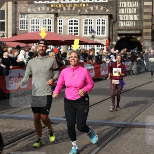 05.10.2025 - 20. swb-Marathon Bremen Yannick Fuchs http://msf.ph/oto/9229348 05.10.2025 11:02:14 Ziel 9324, 9363, 9426, 9536, 9686, 10301, 10508, 10855, 10879, 10887, 11014, 11459 meine-sportfotos.de