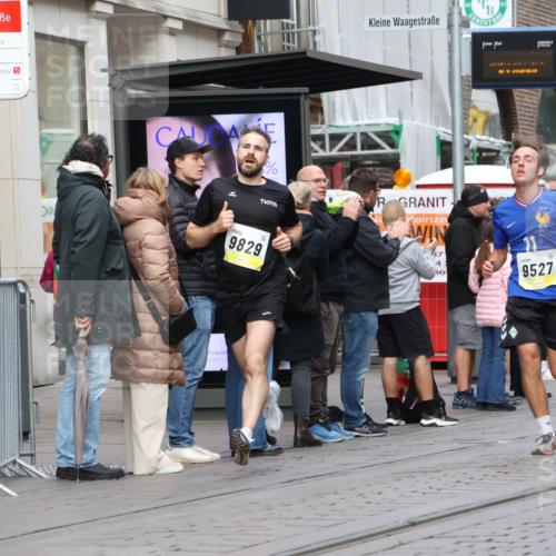 05.10.2025 - 20. swb-Marathon Bremen Strokosch-Dieckow http://msf.ph/oto/9229475 05.10.2025 10:36:28 Ziel 9429, 9527, 9829, 9833, 10425, 9429, 9527, 9829, 9833, 10425 meine-sportfotos.de