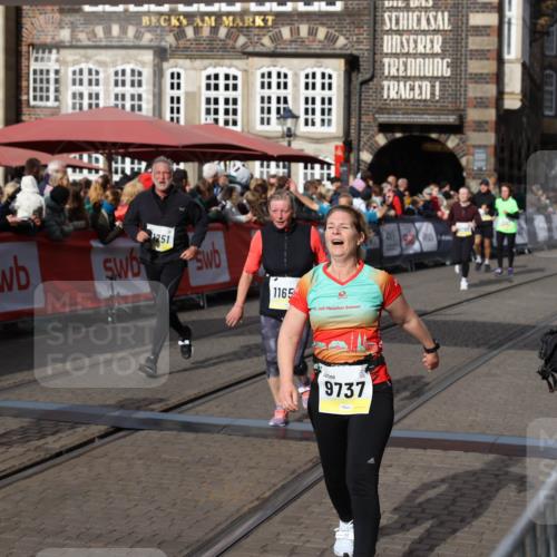 05.10.2025 - 20. swb-Marathon Bremen Yannick Fuchs http://msf.ph/oto/9229719 05.10.2025 10:59:38 Ziel 9609, 9737, 10391, 10809, 11251, 11657, 11728 meine-sportfotos.de