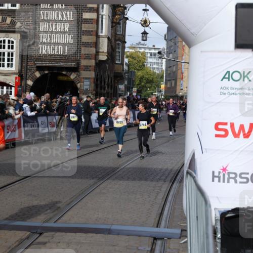 05.10.2025 - 20. swb-Marathon Bremen Yannick Fuchs http://msf.ph/oto/9229882 05.10.2025 11:02:23 Ziel 9363, 9748, 10130, 10508, 11340, 11454, 11646 meine-sportfotos.de