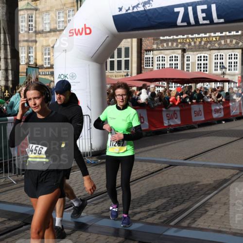 05.10.2025 - 20. swb-Marathon Bremen Yannick Fuchs http://msf.ph/oto/9230029 05.10.2025 10:59:47 Ziel 9609, 9991, 10209, 10420, 10760, 11267, 11456, 11720 meine-sportfotos.de