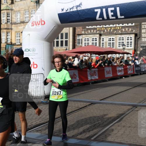 05.10.2025 - 20. swb-Marathon Bremen Yannick Fuchs http://msf.ph/oto/9230057 05.10.2025 10:59:47 Ziel 9609, 9991, 10209, 10420, 10760, 11267, 11456, 11720 meine-sportfotos.de