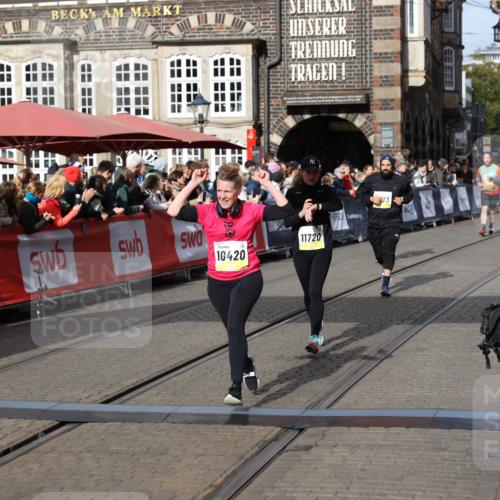 05.10.2025 - 20. swb-Marathon Bremen Yannick Fuchs http://msf.ph/oto/9230061 05.10.2025 10:59:49 Ziel 9473, 9991, 10209, 10420, 10760, 11267, 11456, 11720 meine-sportfotos.de