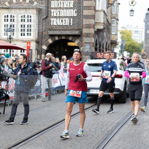 05.10.2025 - 20. swb-Marathon Bremen Yannick Fuchs http://msf.ph/oto/9230211 05.10.2025 09:20:28 Ziel  meine-sportfotos.de