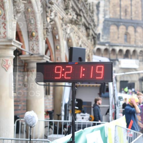05.10.2025 - 20. swb-Marathon Bremen Yannick Fuchs http://msf.ph/oto/9230343 05.10.2025 09:21:19 Ziel  meine-sportfotos.de