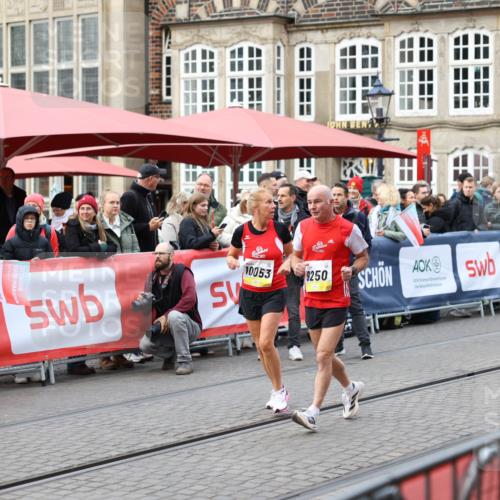 05.10.2025 - 20. swb-Marathon Bremen Yannick Fuchs http://msf.ph/oto/9230498 05.10.2025 09:50:00 Ziel  meine-sportfotos.de