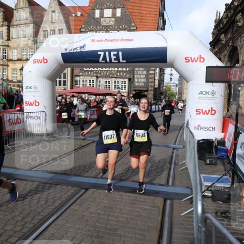 05.10.2025 - 20. swb-Marathon Bremen Yannick Fuchs http://msf.ph/oto/9230511 05.10.2025 11:02:37 Ziel 9468, 9647, 9707, 9802, 9839, 10033, 10093, 10615, 10982, 10983, 11110, 11537, 11538, 11711 meine-sportfotos.de