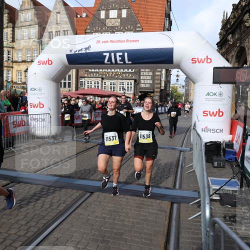 05.10.2025 - 20. swb-Marathon Bremen Yannick Fuchs http://msf.ph/oto/9230517 05.10.2025 11:02:38 Ziel 9468, 9647, 9707, 9802, 9839, 10033, 10595, 10598, 10615, 11110, 11160, 11537, 11538, 11711 meine-sportfotos.de