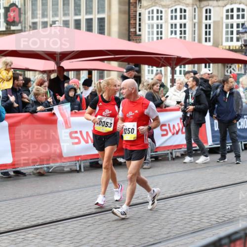 05.10.2025 - 20. swb-Marathon Bremen Yannick Fuchs http://msf.ph/oto/9230536 05.10.2025 09:50:01 Ziel  meine-sportfotos.de